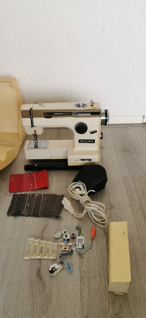 Naaimachine LEWENSTEIN compacta 70, Ophalen of Verzenden, Zo goed als nieuw, Naaimachine, Overige merken
