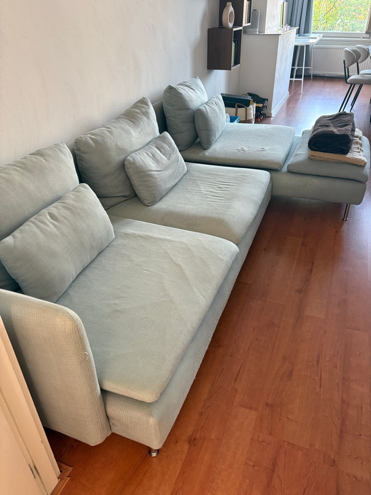 MOET NU WEG Comfortabele hoekbank met chaise longue IKEA, Huis en Inrichting, Banken | Bankstellen, 250 tot 300 cm, Gebruikt, 100 tot 125 cm