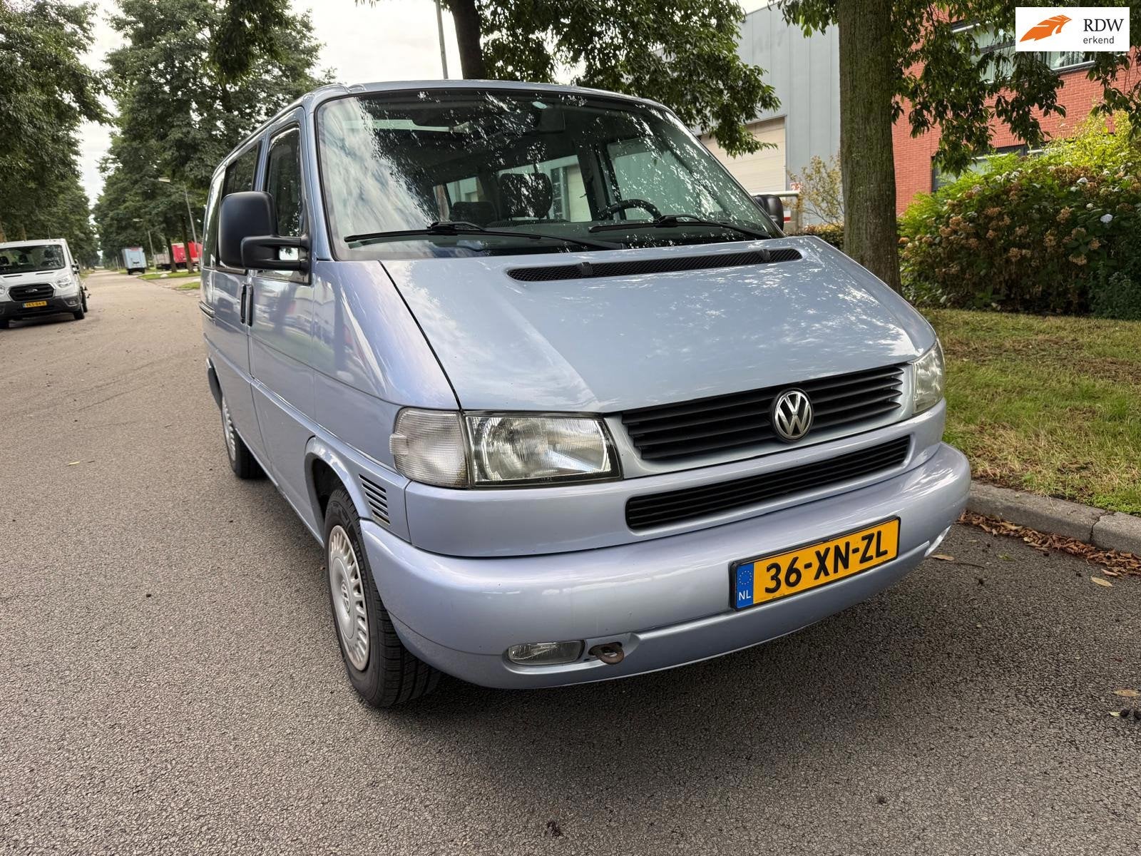 Volkswagen Transporter Kombi 2.5 CARAVELLE V. B 81 KW 9 pers, Dealer onderhouden, Gebruikt, 700 kg, Blauw