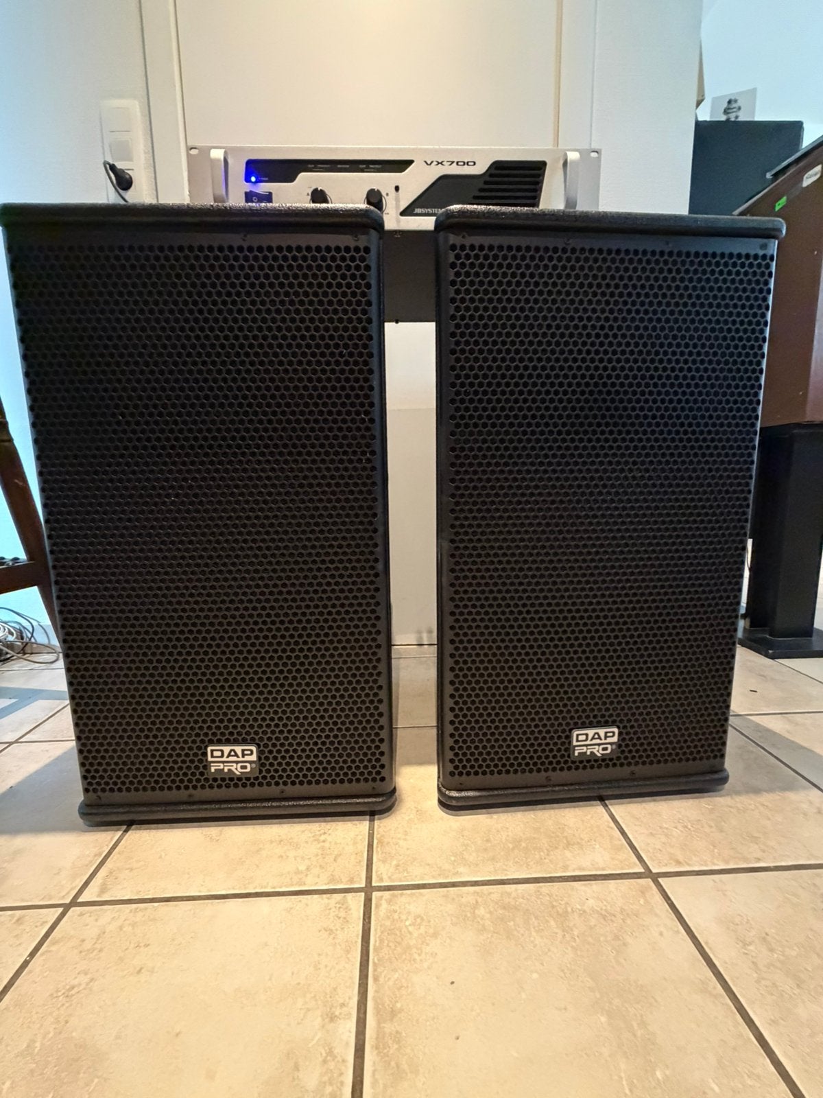 DAP Pro RB-12 Speakerset + JB Systems VX700 Eindversterker, Ophalen, Zo goed als nieuw, Overige merken