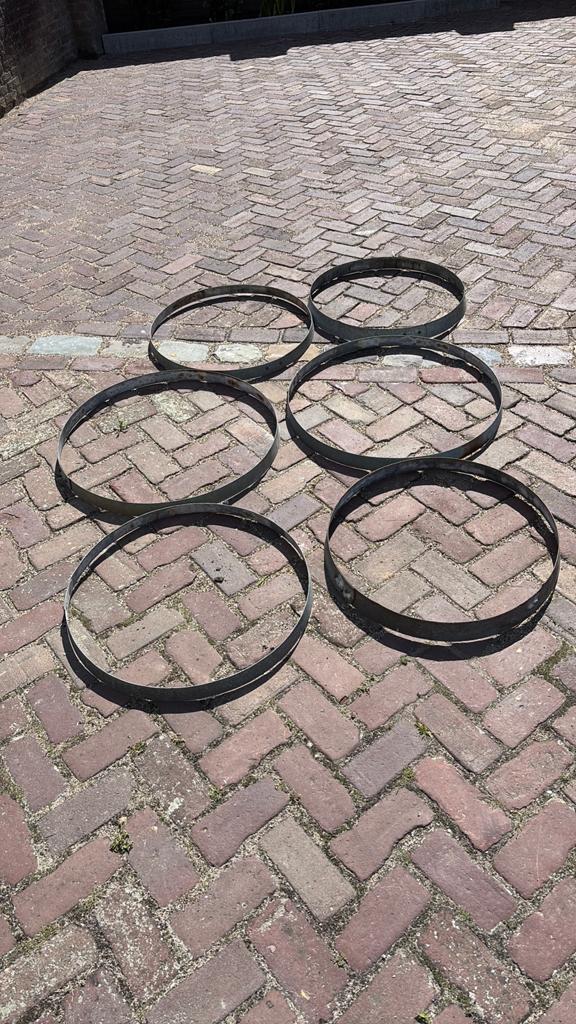 6 Zinken ringen voor regenton., Tuin en Terras, Minder dan 75 liter, Ophalen, Gebruikt, Metaal