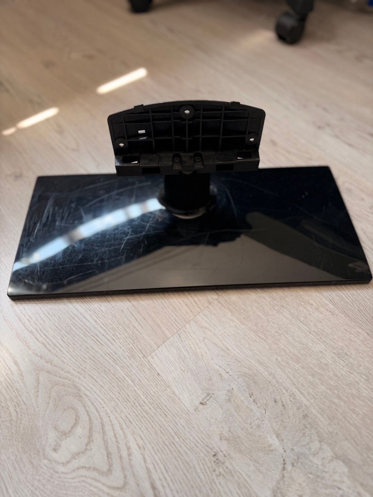 Samsung TV standaard UE5000_32", Ophalen, Gebruikt