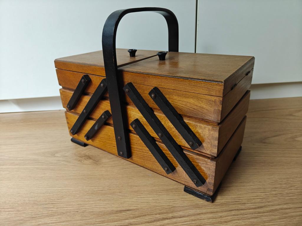 Vintage Amsterdamse School Naaidoos, Ophalen of Verzenden