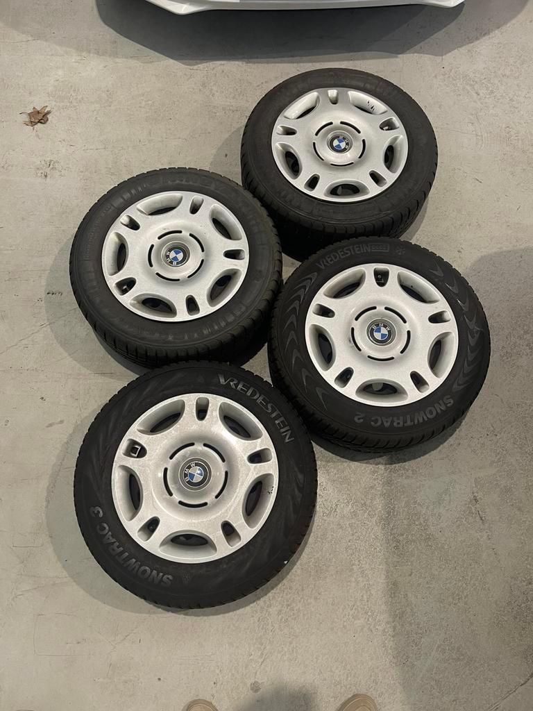 Bmw e36 originele stalen velgen winterbanden, Ophalen of Verzenden, Gebruikt