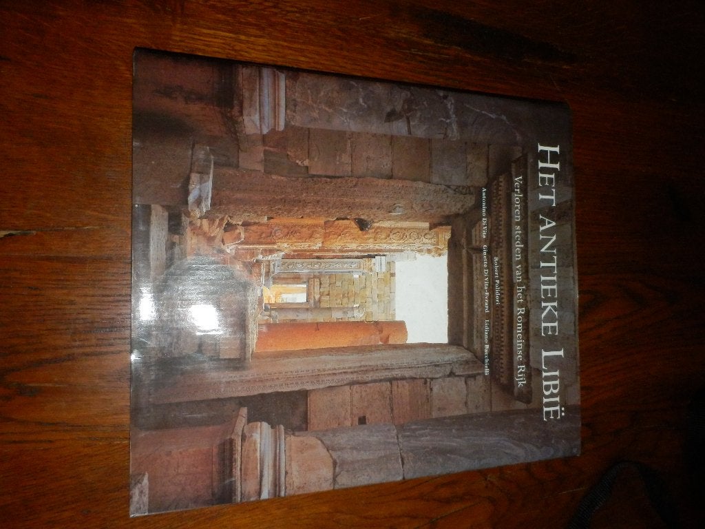 Het Antieke Libie verloren steden van het romeinse rijk., Robert Polidori., Ophalen of Verzenden, Zo goed als nieuw, Stijl of Stroming