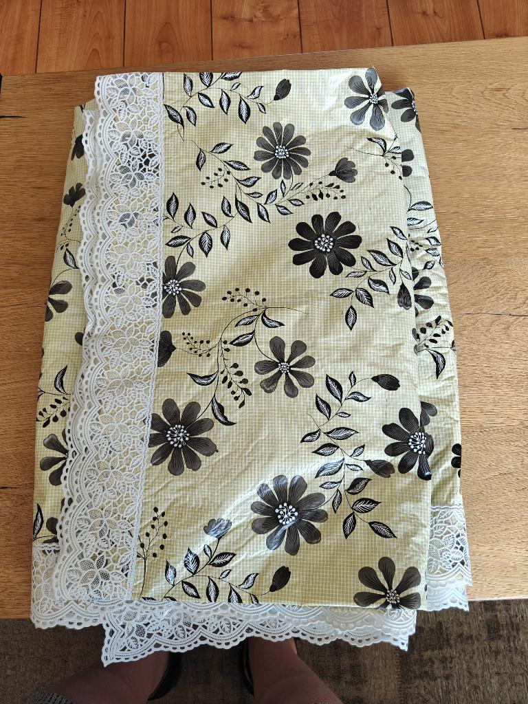 Tafelkleed vinyl, Huis en Inrichting, Tafelkleden, Ophalen, Nieuw, Rechthoek, Buiten