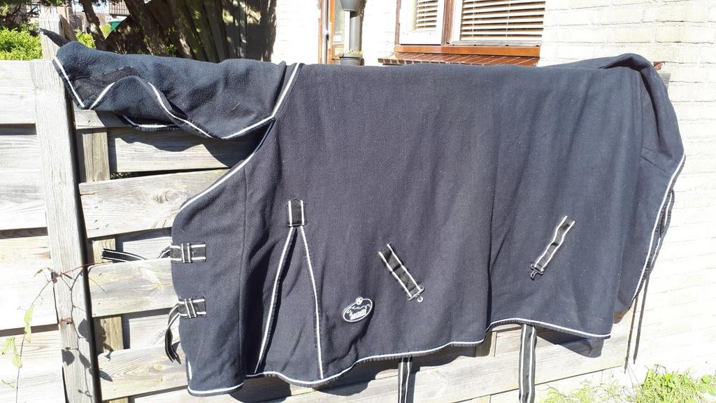 Fleece deken met hals, Ophalen, Fleece, Zo goed als nieuw, Overige maten