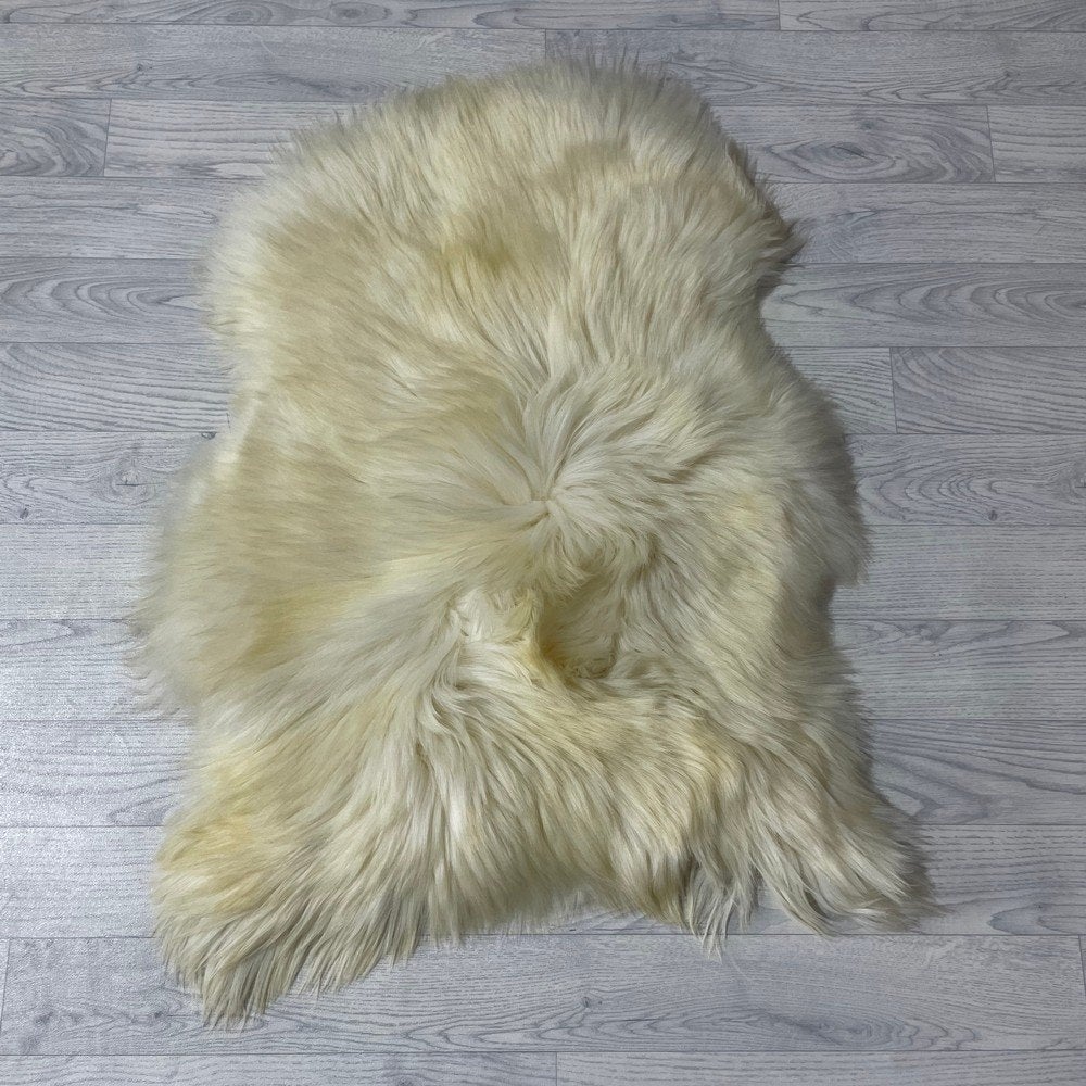 Schapenvacht crème 90x70cm #2019 | Lederstore, Bruin, Nieuw, Overige vormen, 50 tot 100 cm