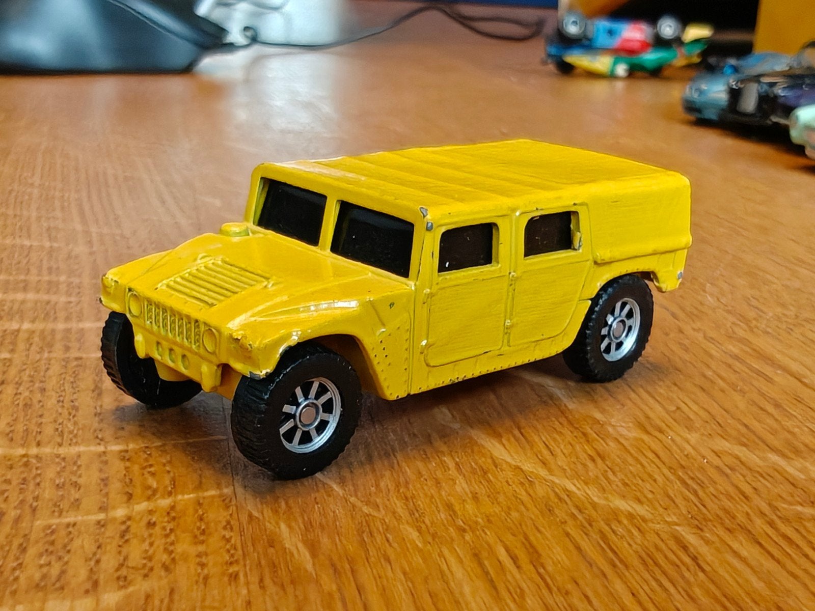Maisto Hummer GEEL, Ophalen of Verzenden, Zo goed als nieuw, Auto