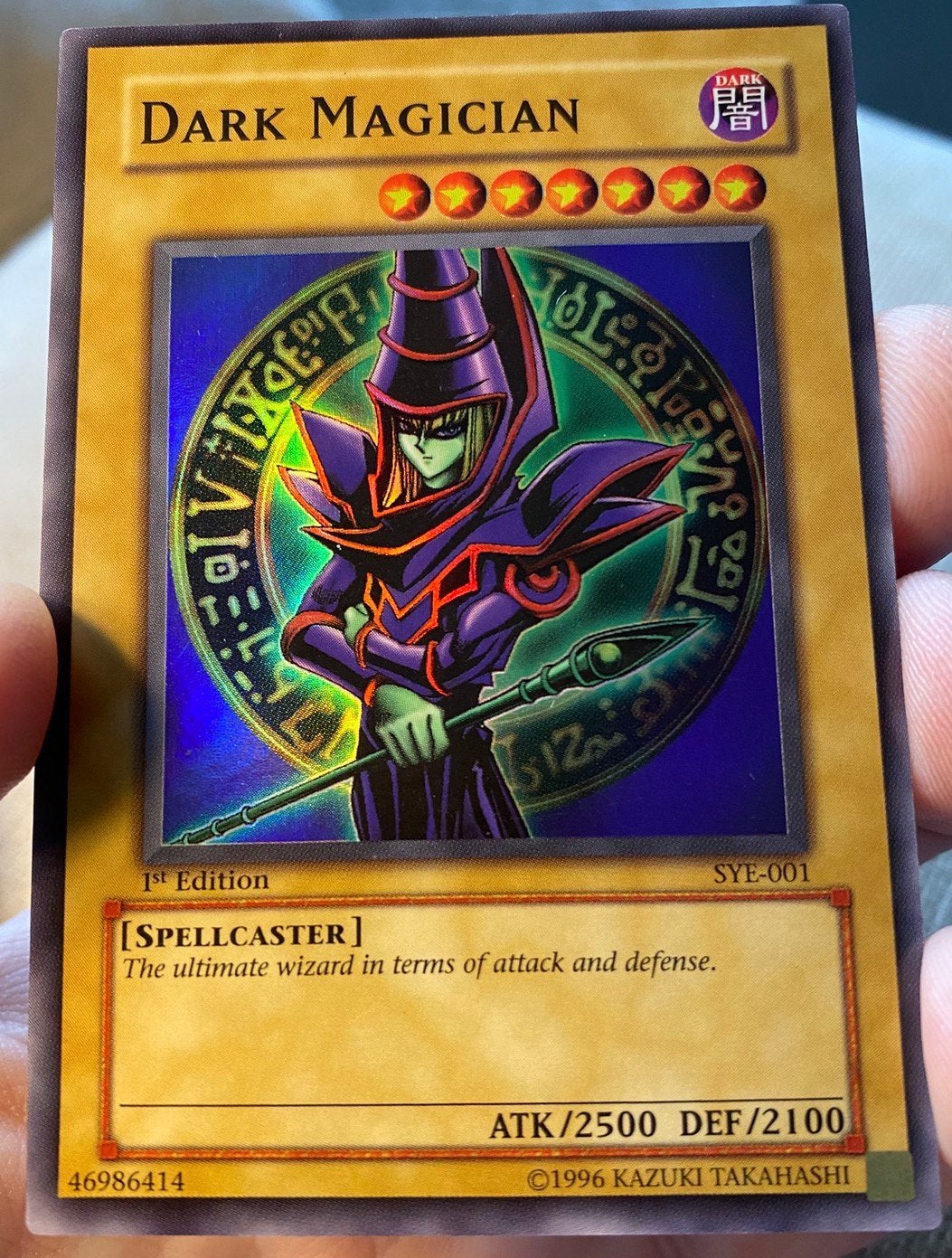 Yu-Gi-Oh! Dark Magician SYE 1st Edition Old US Print !, Hobby en Vrije tijd, Verzamelkaartspellen | Yu-gi-Oh!, Ophalen of Verzenden