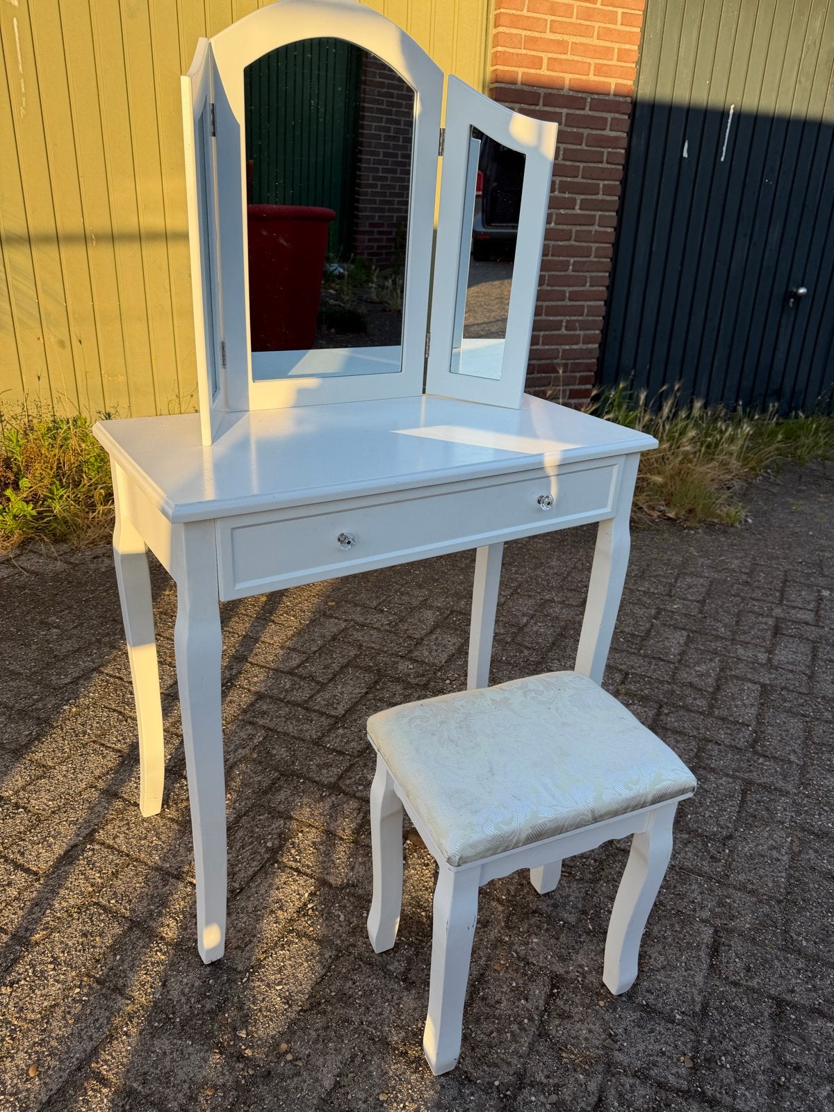 Witte (kinder) kaptafel met 3-luik spiegel en krukje, Ophalen, Gebruikt, 50 tot 100 cm, Minder dan 100 cm