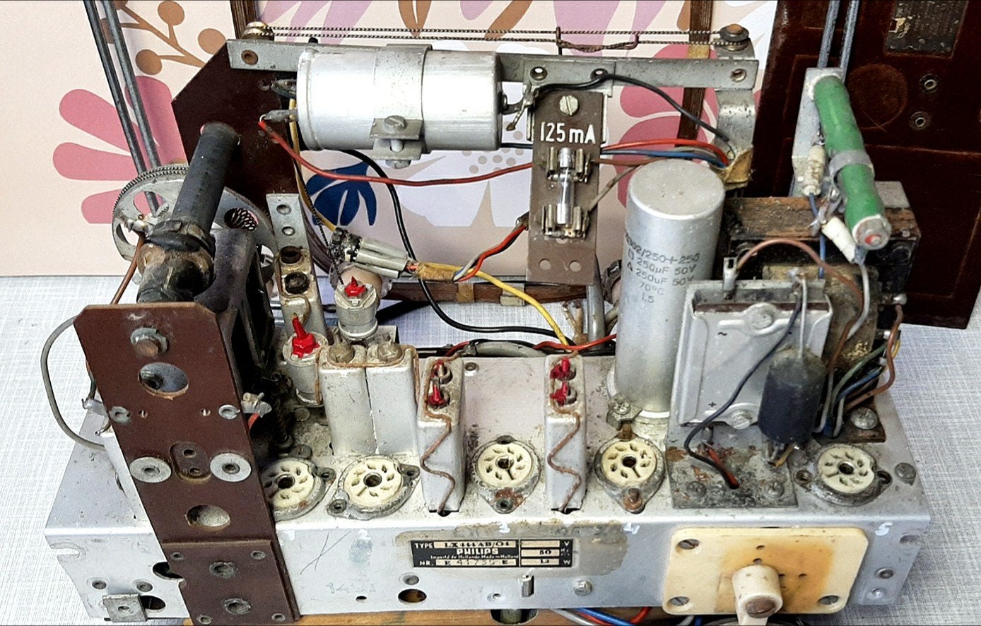 Philips LX444AB/01 Chassis met Speaker e.d., Antiek en Kunst, Antiek | Tv's en Audio, Ophalen of Verzenden