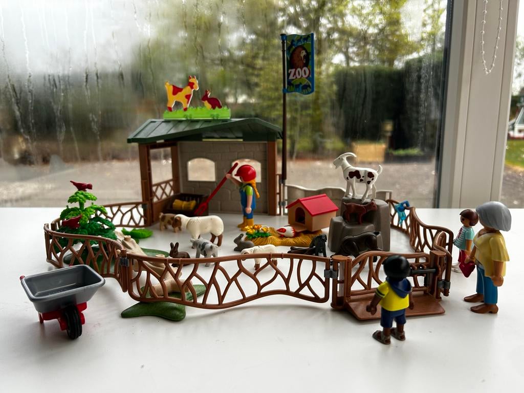 PLAYMOBIL 6635 Grote Kinderboerderij Compleet, Ophalen of Verzenden, Zo goed als nieuw