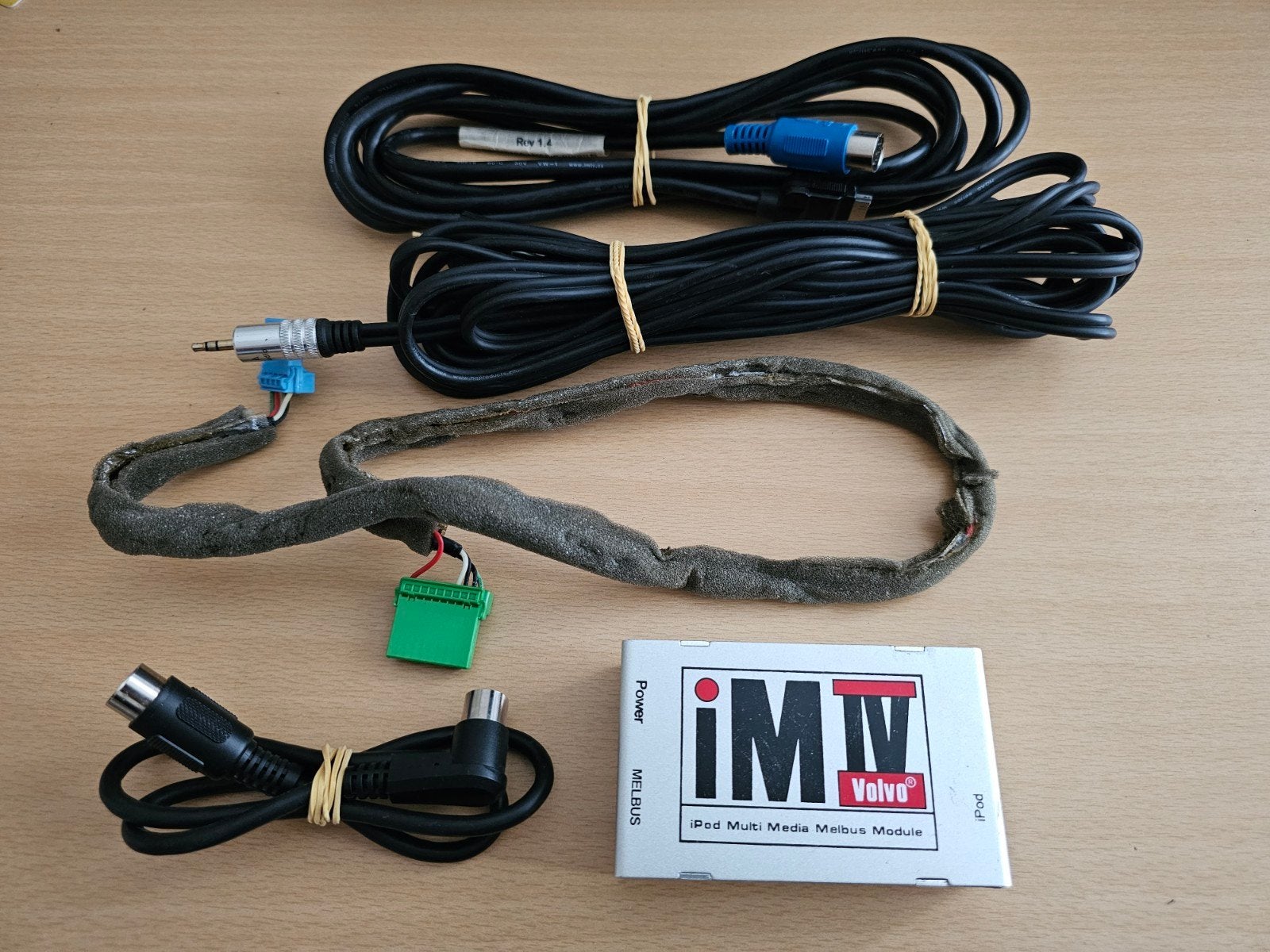 Volvo IMIV S60, V70, XC70, S80 - Aux/iPod/(BT) module, Auto diversen, Auto-accessoires, Ophalen of Verzenden