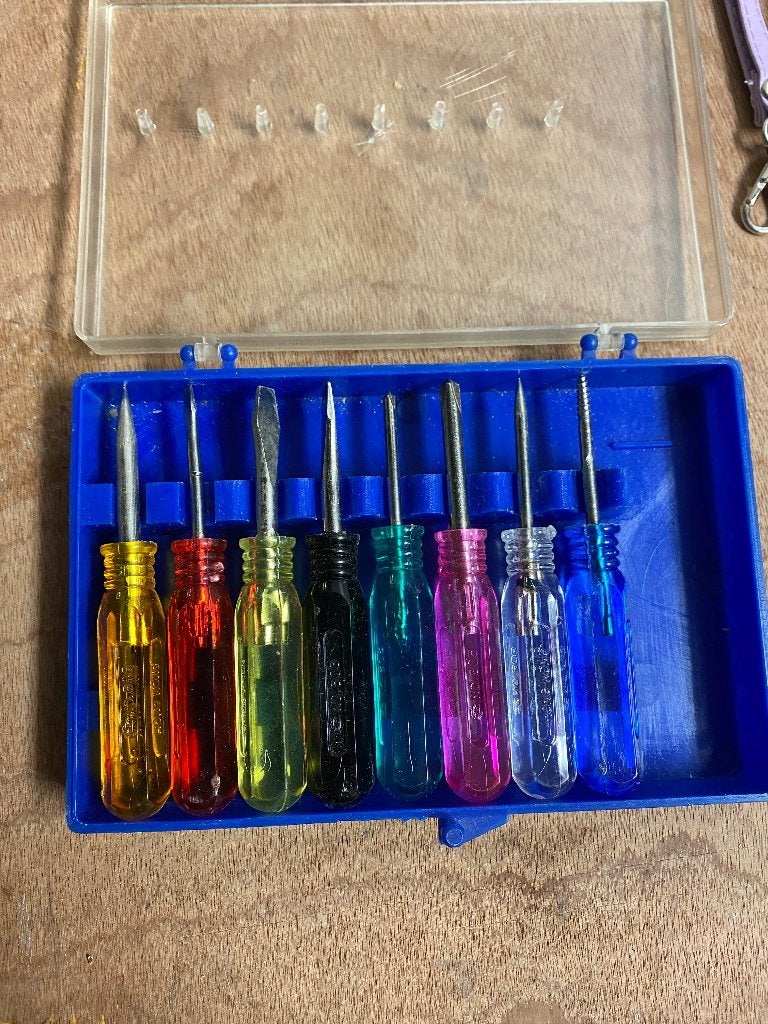 hobby knutselen, Overige thema's, Gereedschap of Toebehoren, Meerkleurig, Zo goed als nieuw