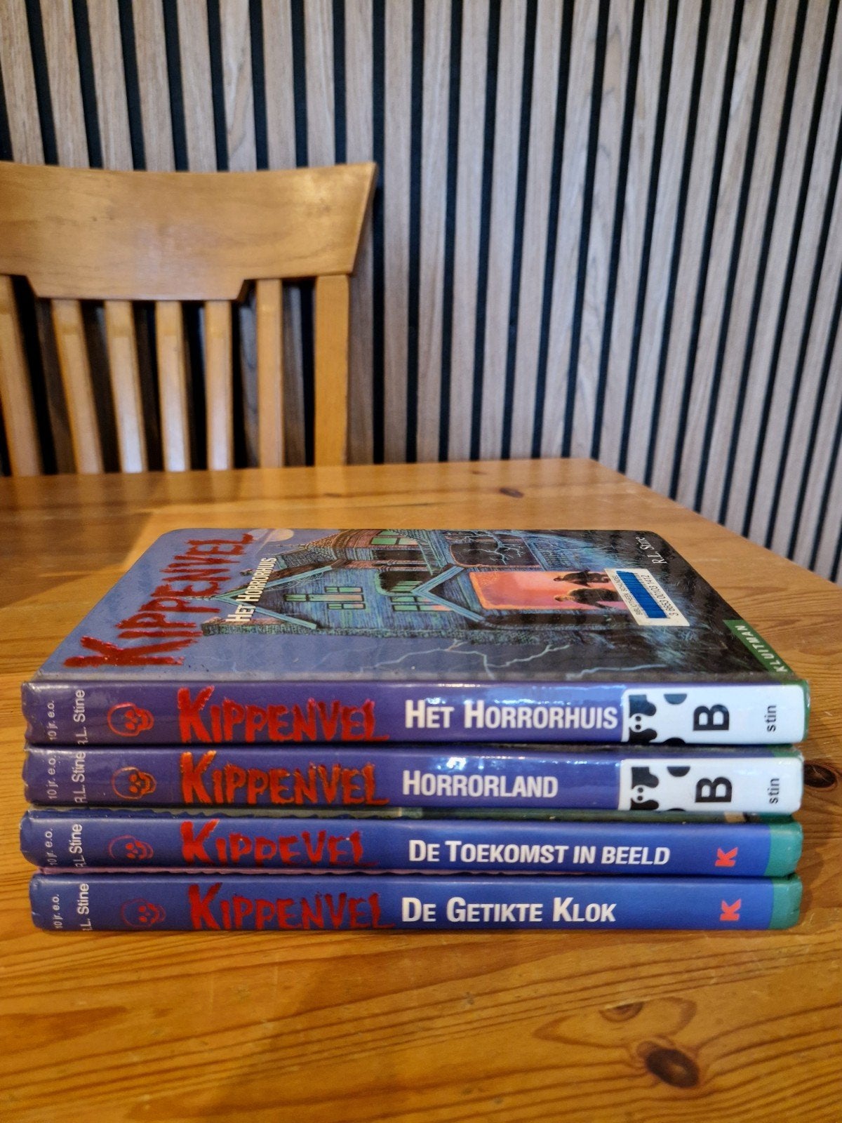 Kippenvel boekenreeks - 4 delen van R.L. Stine, Ophalen of Verzenden, Gelezen, R.L. Stine, Fictie
