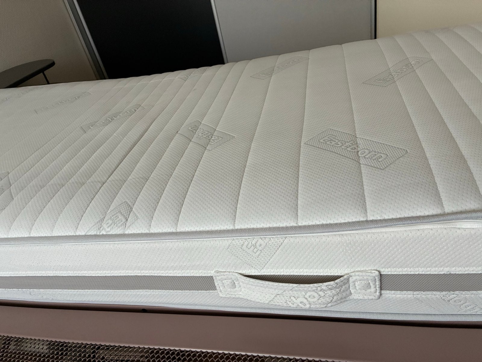 Eastborn Q-6400 matras, 90x200 cm - ophalen in Doetinchem, Ophalen, Gebruikt, 90 cm, Eenpersoons
