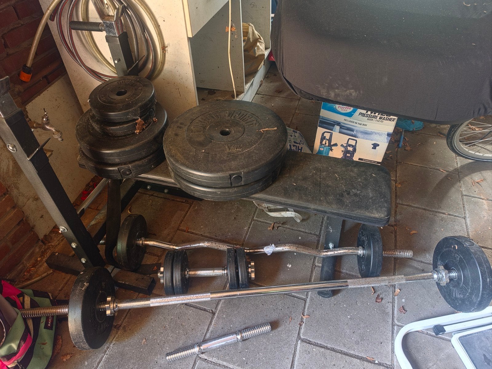 Gorilla fitness set: halterbank, halters en gewichten, Ophalen