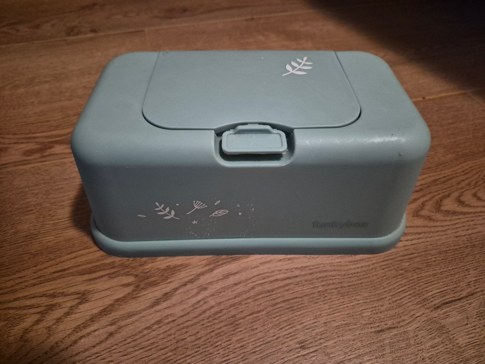 Doekjesdoosje funkybox, Ophalen