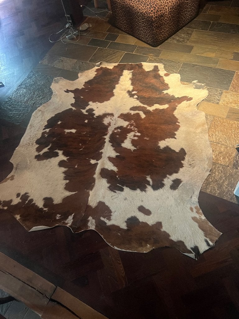 Koeiehuid, vloerkleed, Ophalen, 150 tot 200 cm, 200 cm of meer, Zo goed als nieuw