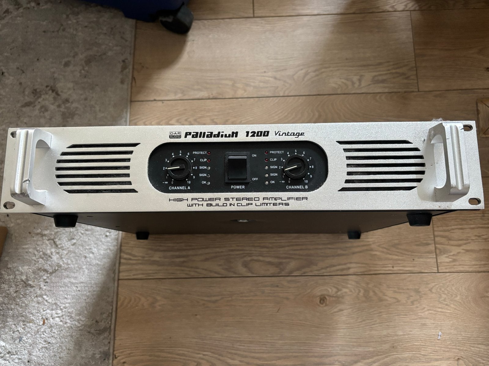 DAP Palladium 1200 Vintage High Power Stereo Versterker, Audio, Tv en Foto, Gebruikt, 120 watt of meer, Stereo, Ophalen