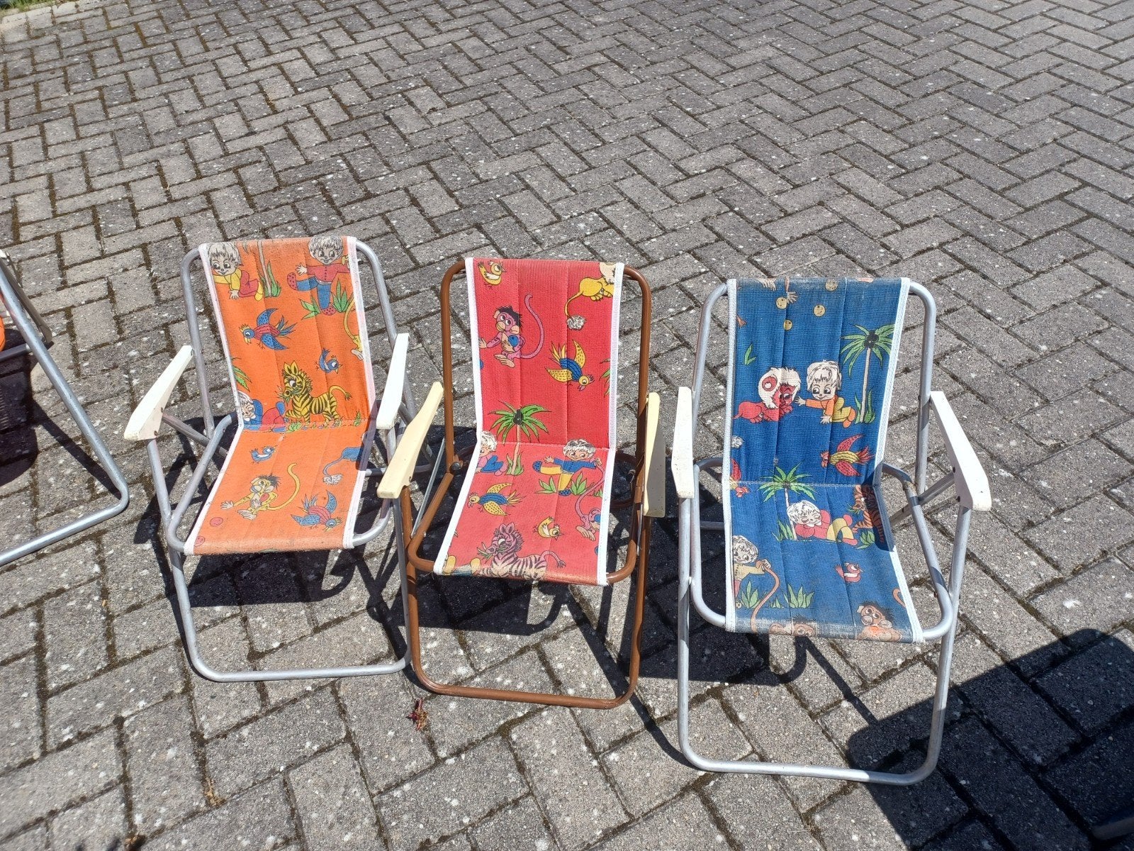 3 vintage Kinder klapstoeltjes met tafel, Ophalen, Campingstoel