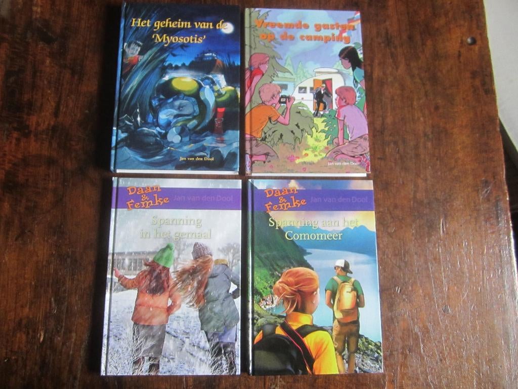 Jan van den Dool 7x Myosotis/Vreemde gasten/Daan en Femke, Ophalen of Verzenden, Zo goed als nieuw, Fictie algemeen