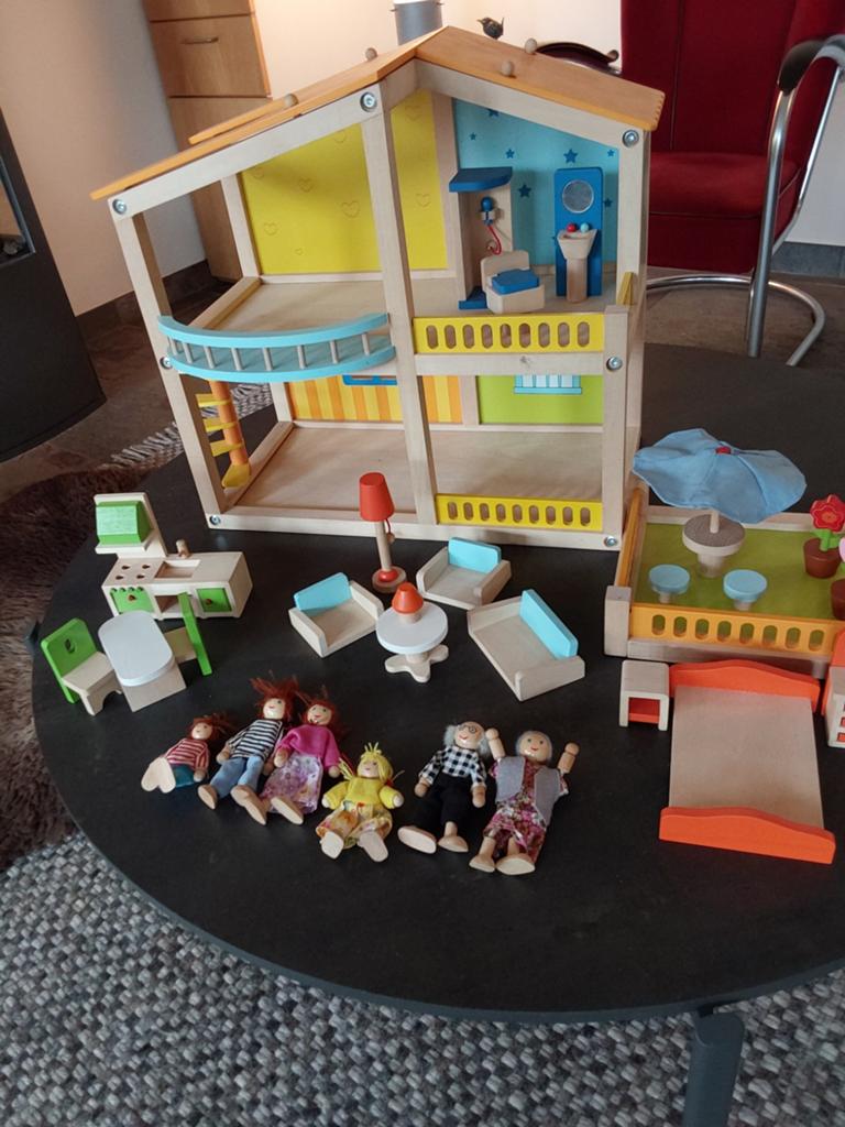 Houten poppenhuis in nieuwstaat, merk Lelin, Ophalen, Zo goed als nieuw, Poppenhuis