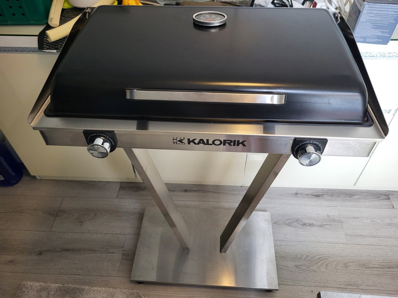 Kalorik Elektrische BBQ Grill met Stand - Zo Goed als Nieuw, Tuin en Terras, Ophalen of Verzenden, Zo goed als nieuw, Kalorik