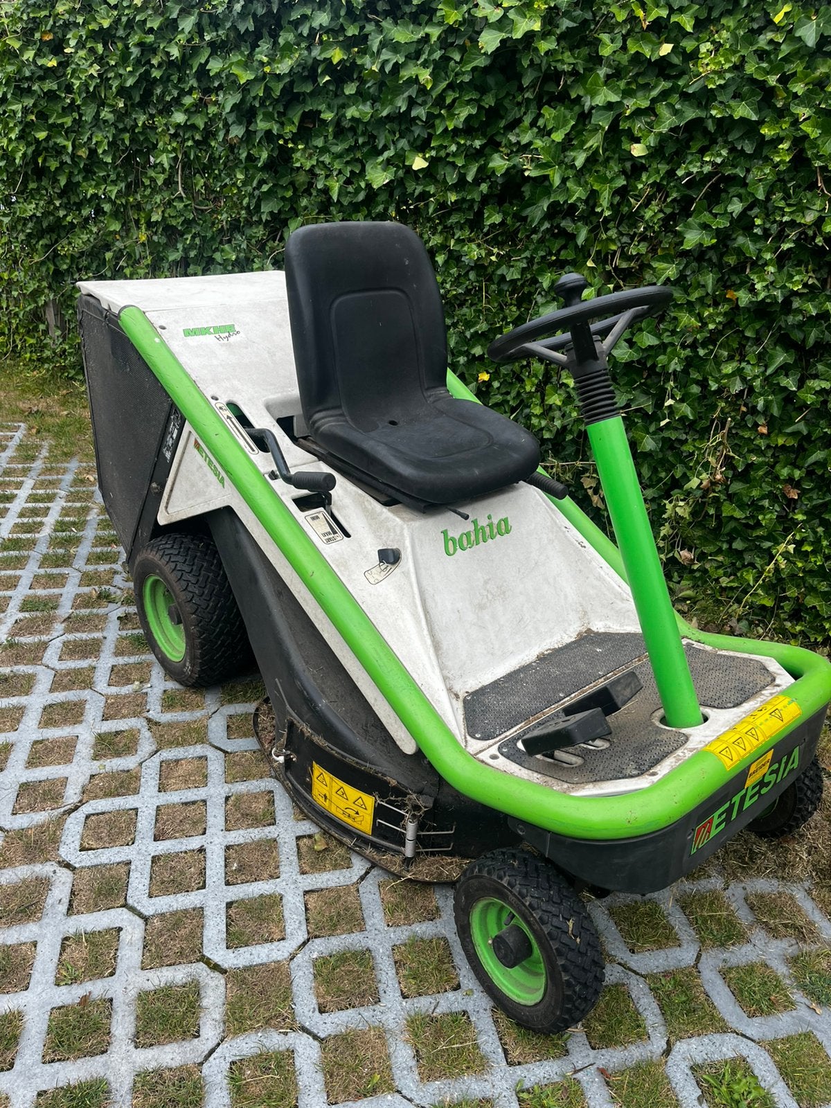 Etesia Bahia, Ophalen, Gebruikt