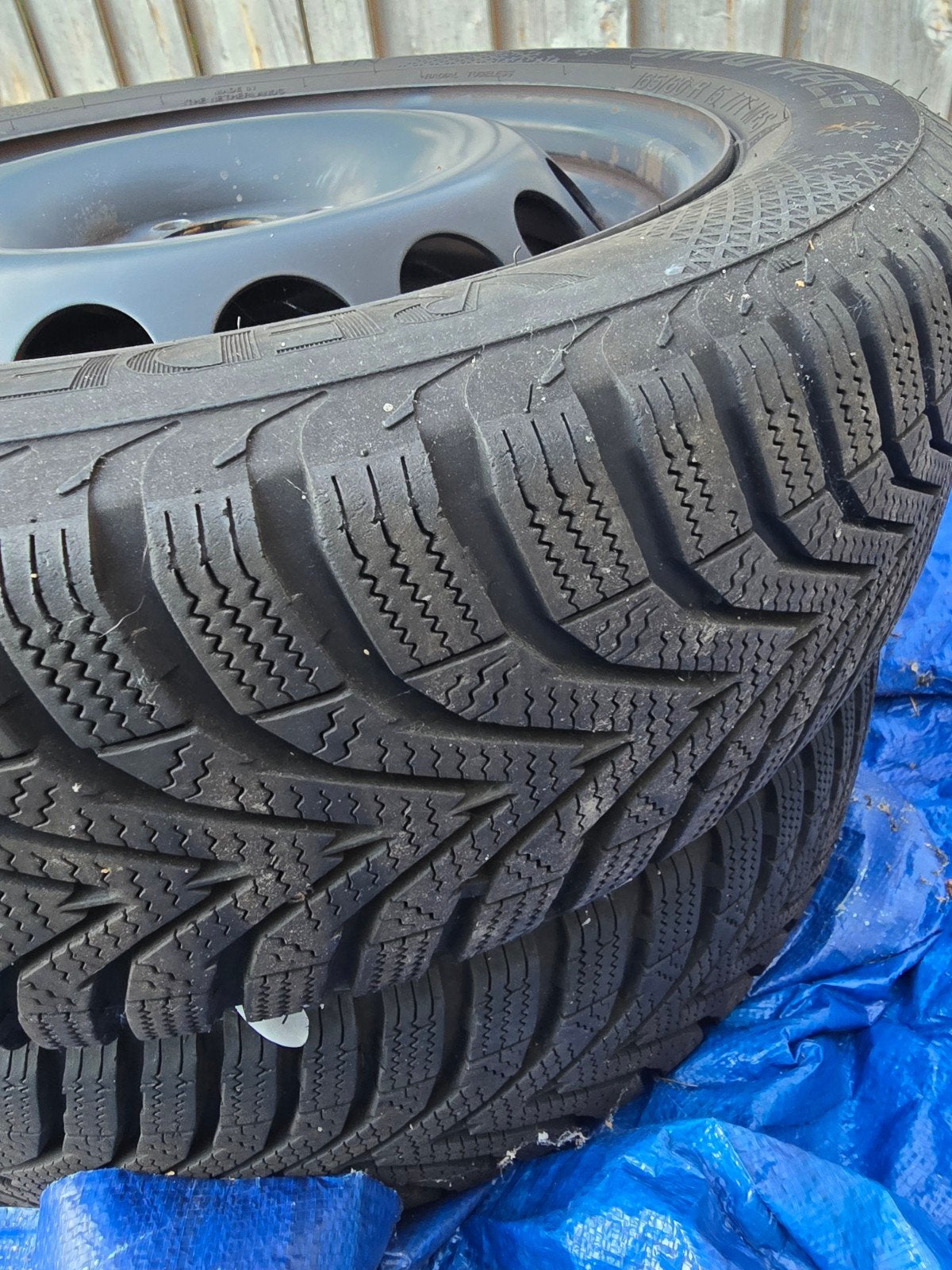 Winterbanden Vredestein Snowtrac 165/60 R15 77T M+S, Auto-onderdelen, Ophalen, Gebruikt, 15 inch, Banden en Velgen