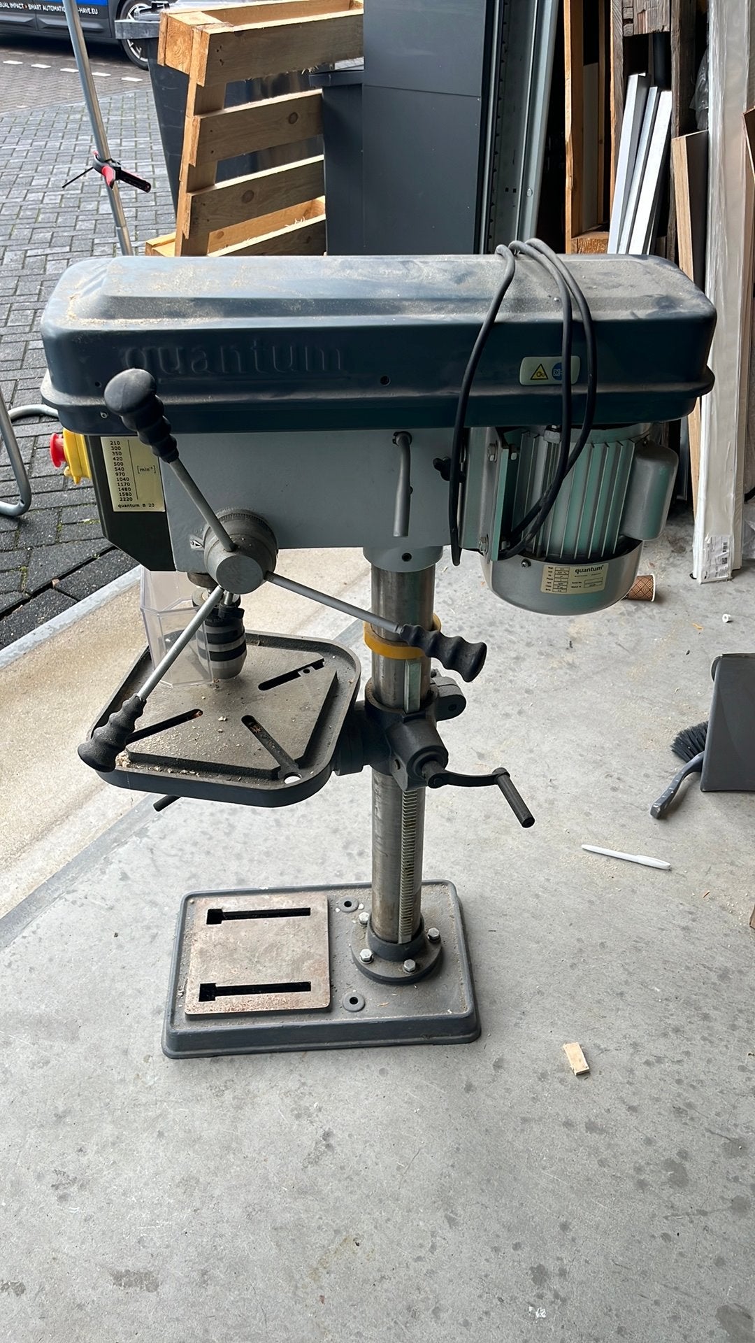 Quantum B20 Kolomboor machine, Ophalen, Variabele snelheid, Zo goed als nieuw, Kolomboormachine