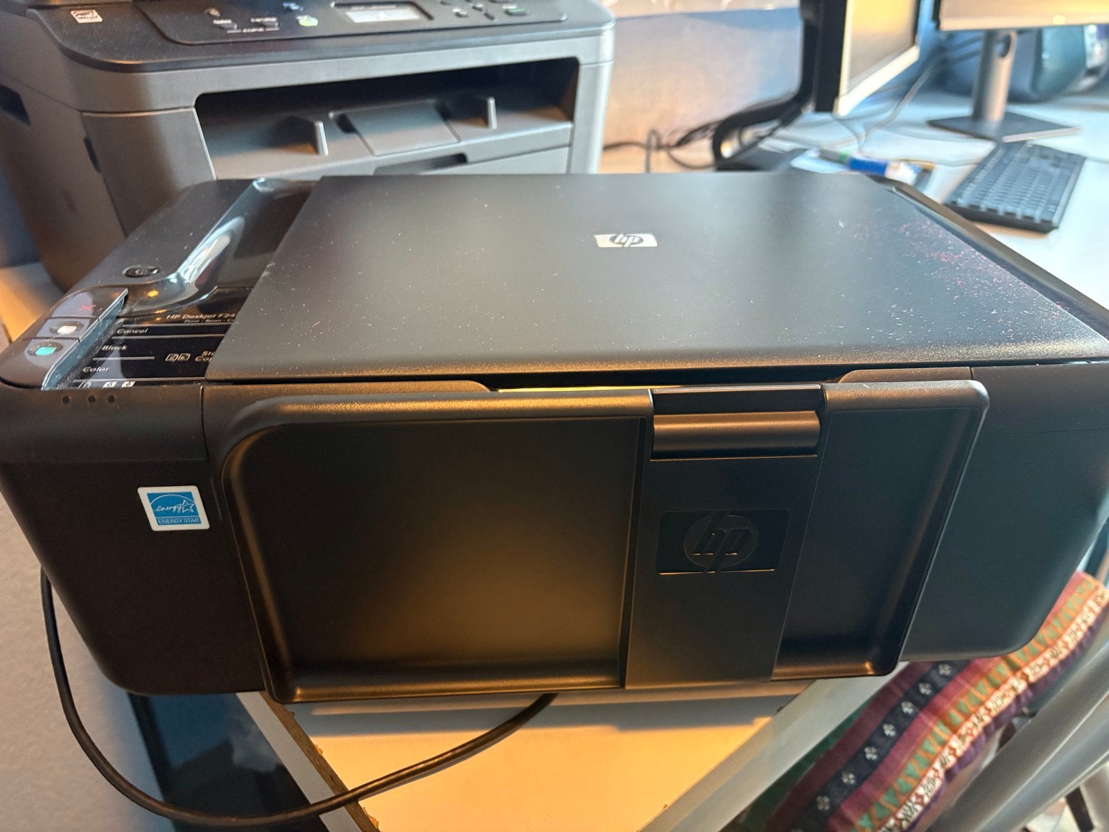 HP Deskjet F2480 All-in-One Printer - Zwart, Ophalen, Gebruikt, Inkjetprinter, All-in-one