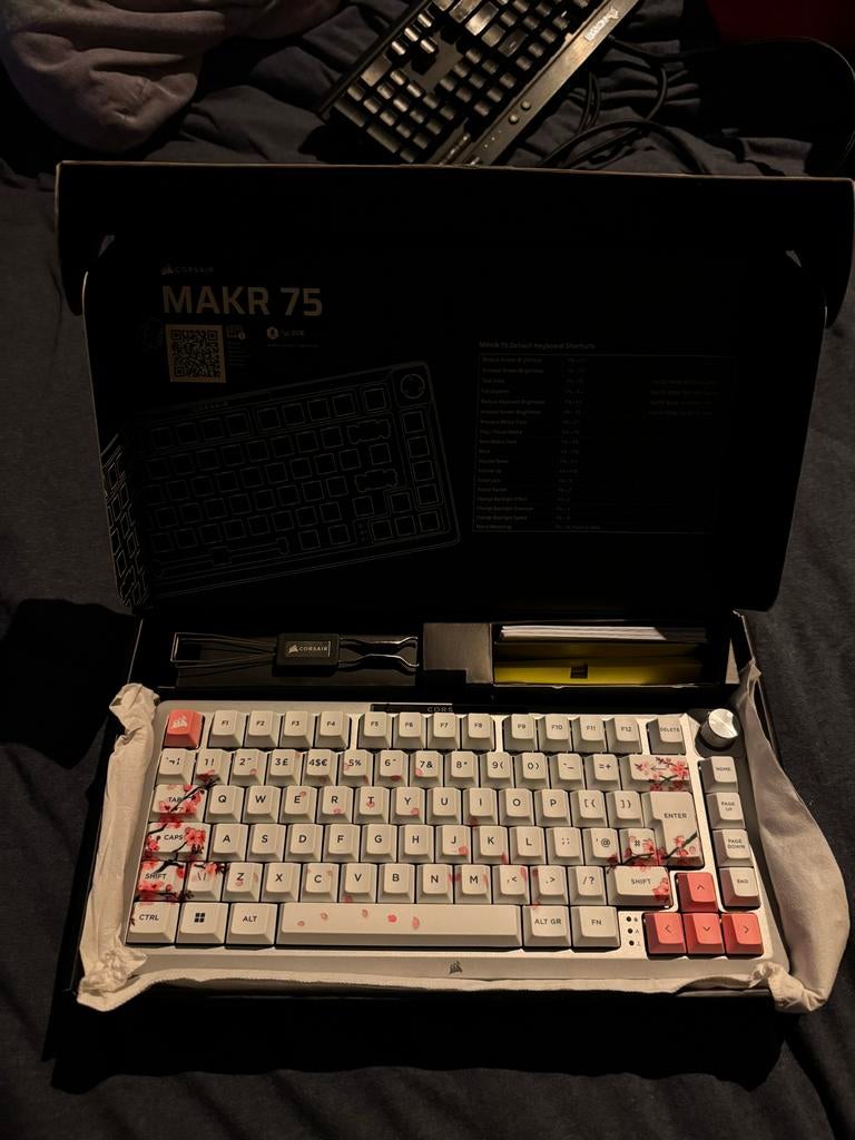 Corsair Makr 75 Keyboard Custom Lab Edition, Computers en Software, Toetsenborden, Gaming toetsenbord, Nieuw, Ophalen of Verzenden