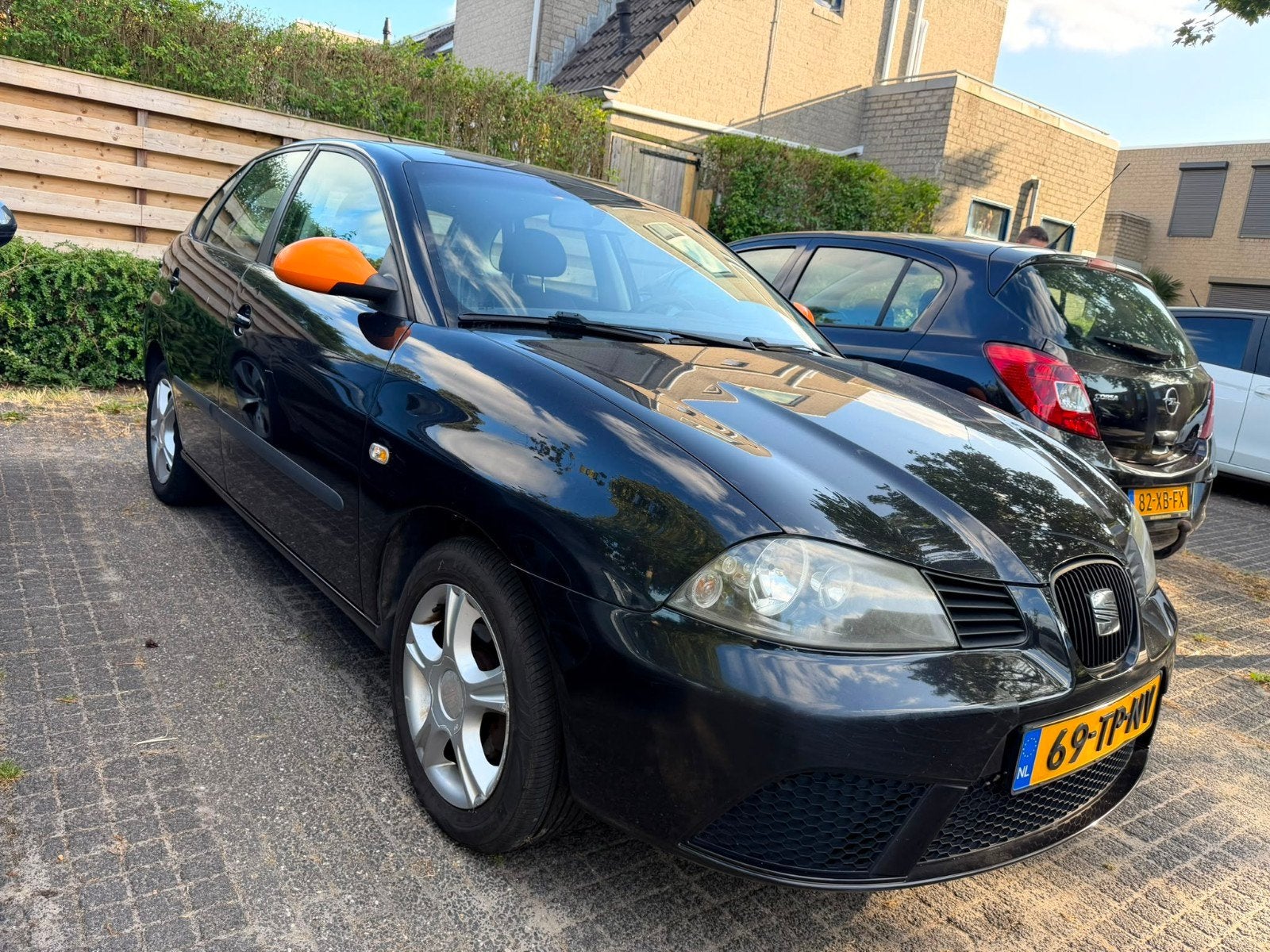 Seat Ibiza 1.4 16V 63KW 5DRS 2007 Zwart, Auto's, Seat, Voorwielaandrijving, 15 km/l, 40 €/maand, Origineel Nederlands
