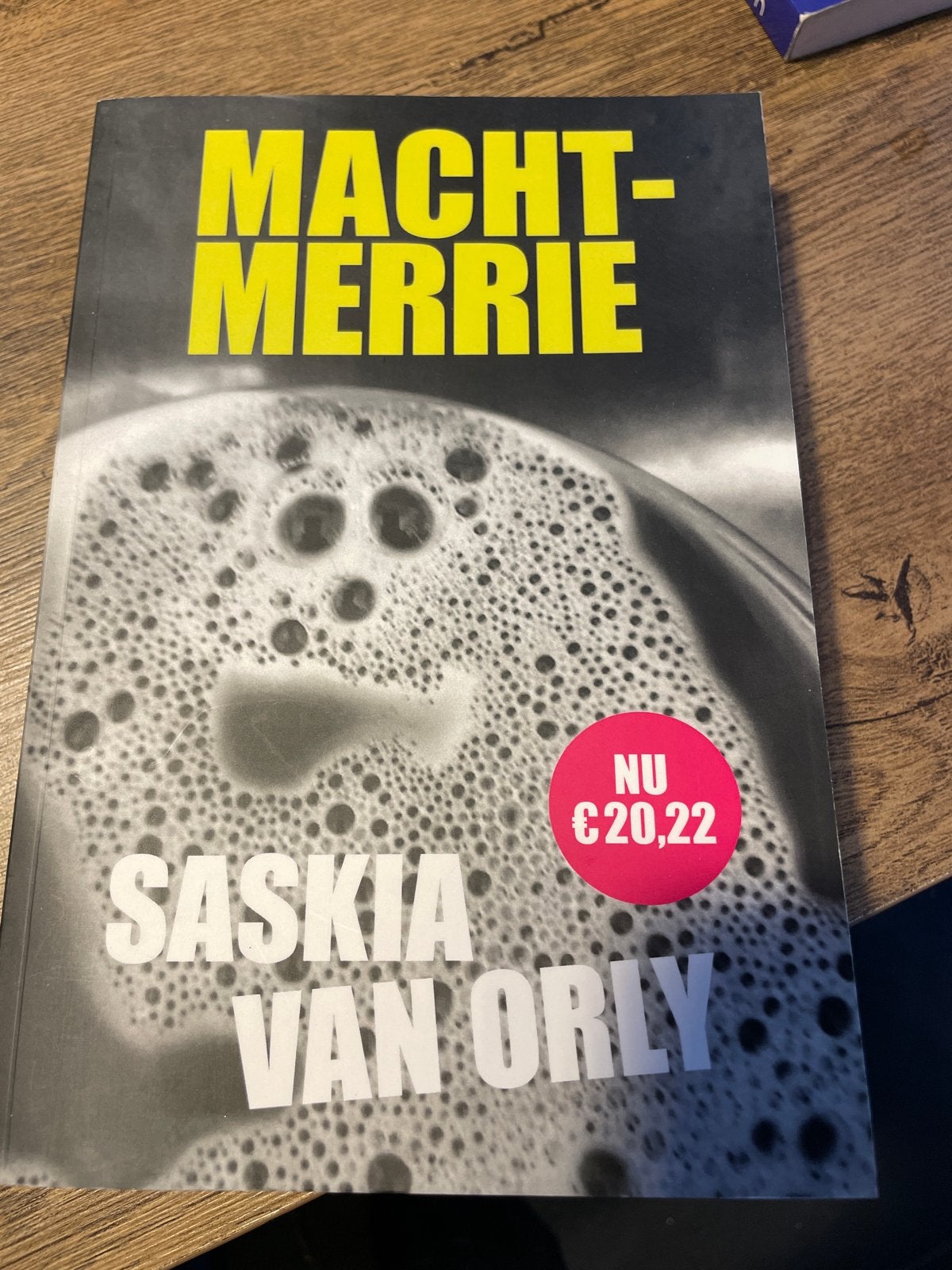 Macht-Merrie - Saskia van Orly, Boeken, Ophalen of Verzenden, Nieuw, Nederland