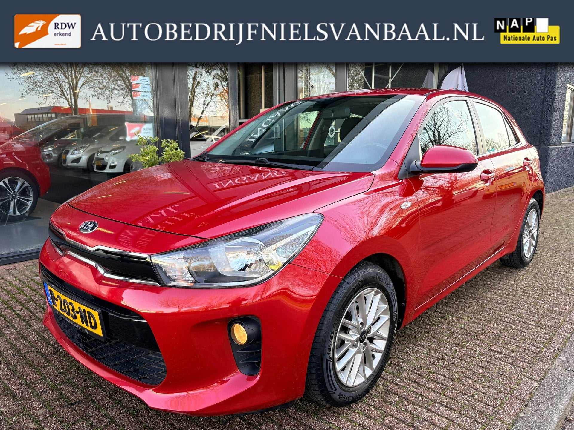 Kia Rio 1.4 DynamicLine 65Dkm/Navi/Airco/Cruise/PDC/LM-Velg, Auto's, Dealer onderhouden, Gebruikt, 4 cilinders, 100 pk