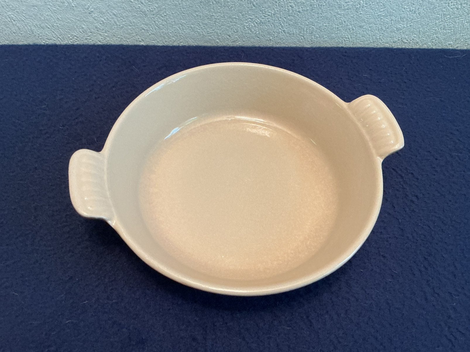 Le Creuset ovenschaaltje- 18 cm, Gietijzer, Overige typen, Le Creuset, Ophalen of Verzenden