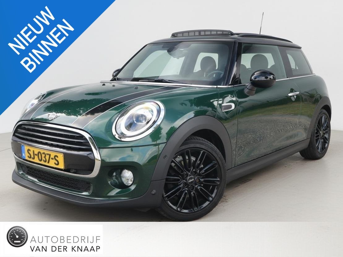 MINI 3-Deurs 1.5 Cooper Chili | Clima | Cruise | Multimedia/, Voorwielaandrijving, 136 pk, Gebruikt, 4 stoelen