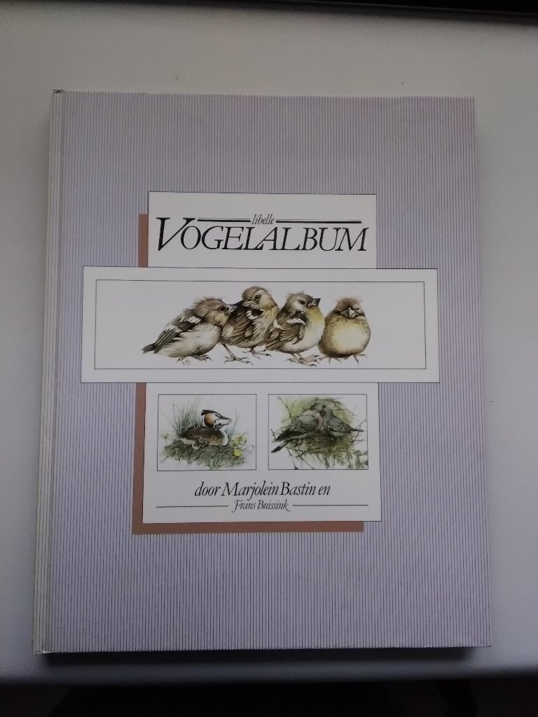 Libelle Vogelalbum - Marjolein Bastin en Frans Buissink, Ophalen of Verzenden, Zo goed als nieuw, Marjolein Bastin