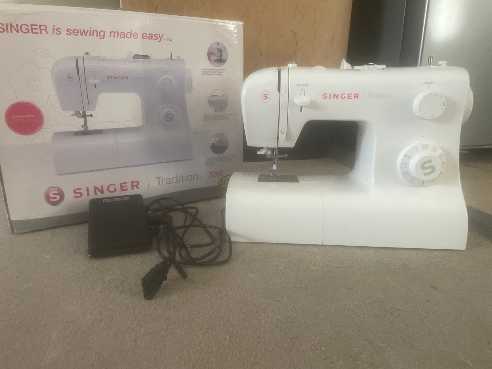 Naaimachine Singer Tradition 2282, Ophalen, Zo goed als nieuw, Naaimachine, Singer