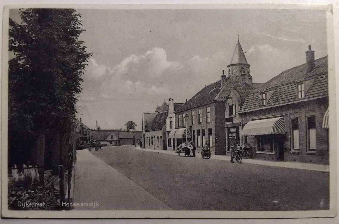 Honselersdijk (Z-H) 1934 – Dijkstraat, Uitg. Rouwenhorst, Ophalen of Verzenden, 1920 tot 1940, Gelopen, Zuid-Holland