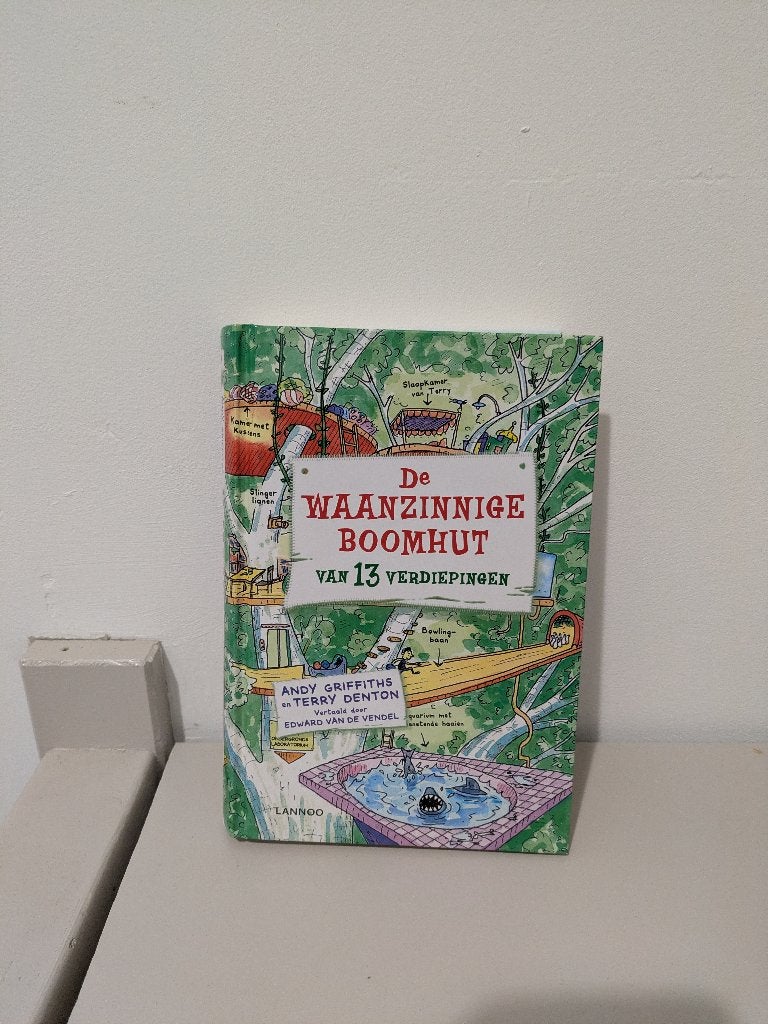 De waanzinnige boomhut deel 1, Ophalen of Verzenden, Zo goed als nieuw, Andy Griffiths en Terry Denton