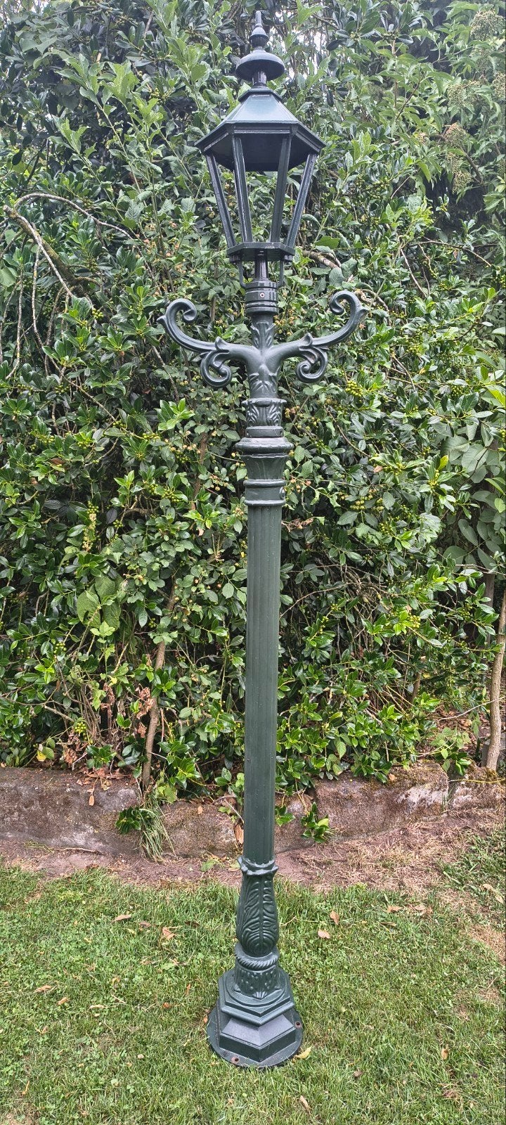 Tuinlantaarn gietijzer, buitenlamp donker groen 2,20 m hoog, Tuin en Terras, Buitenverlichting, Ophalen, Gebruikt, Staande lamp