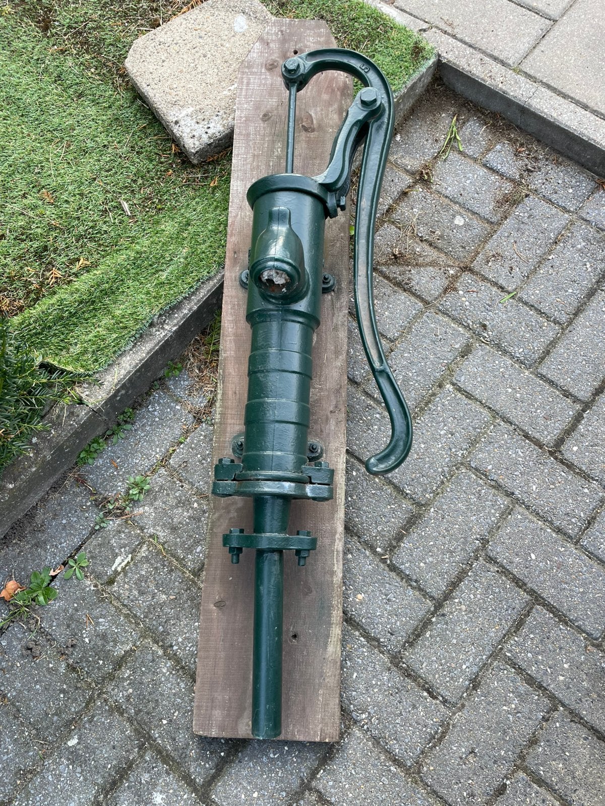 Grote grond waterpomp vaste prijs 30 euro., Ophalen, Gebruikt, Beregeningspomp