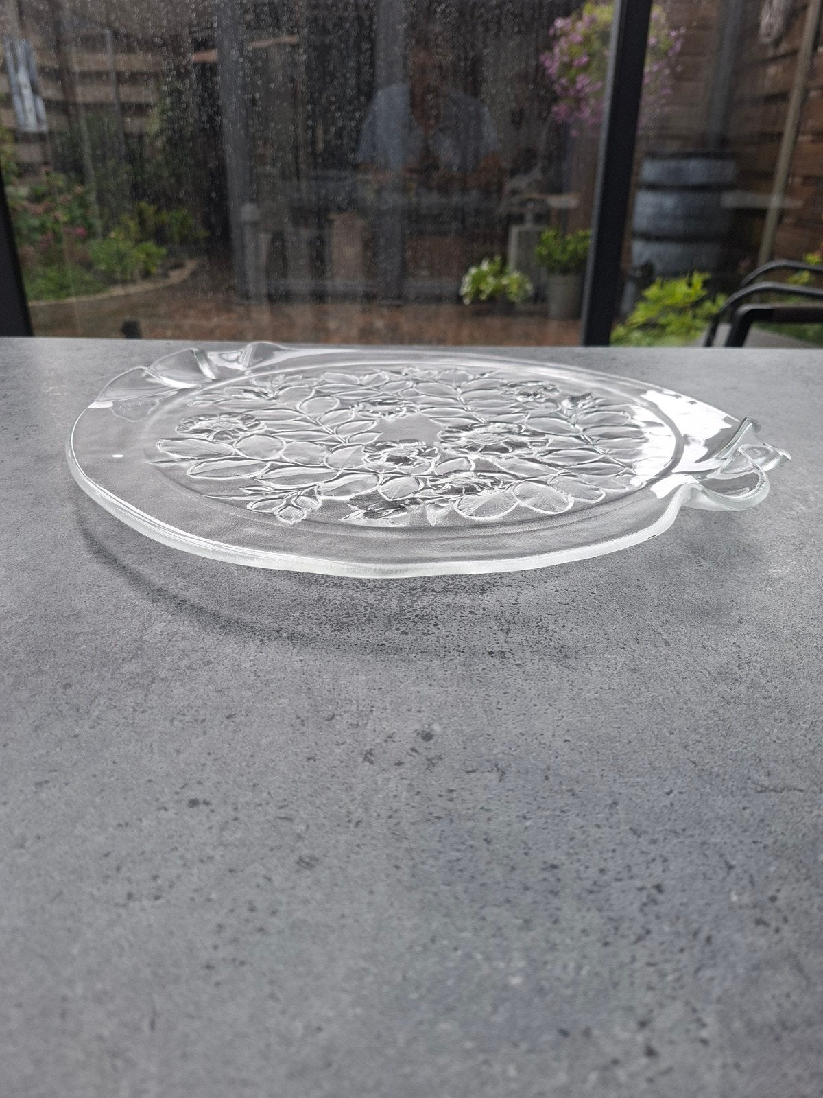 Glazen schaal met bloemenmotief, Ophalen, Schaal, Rond, Glas