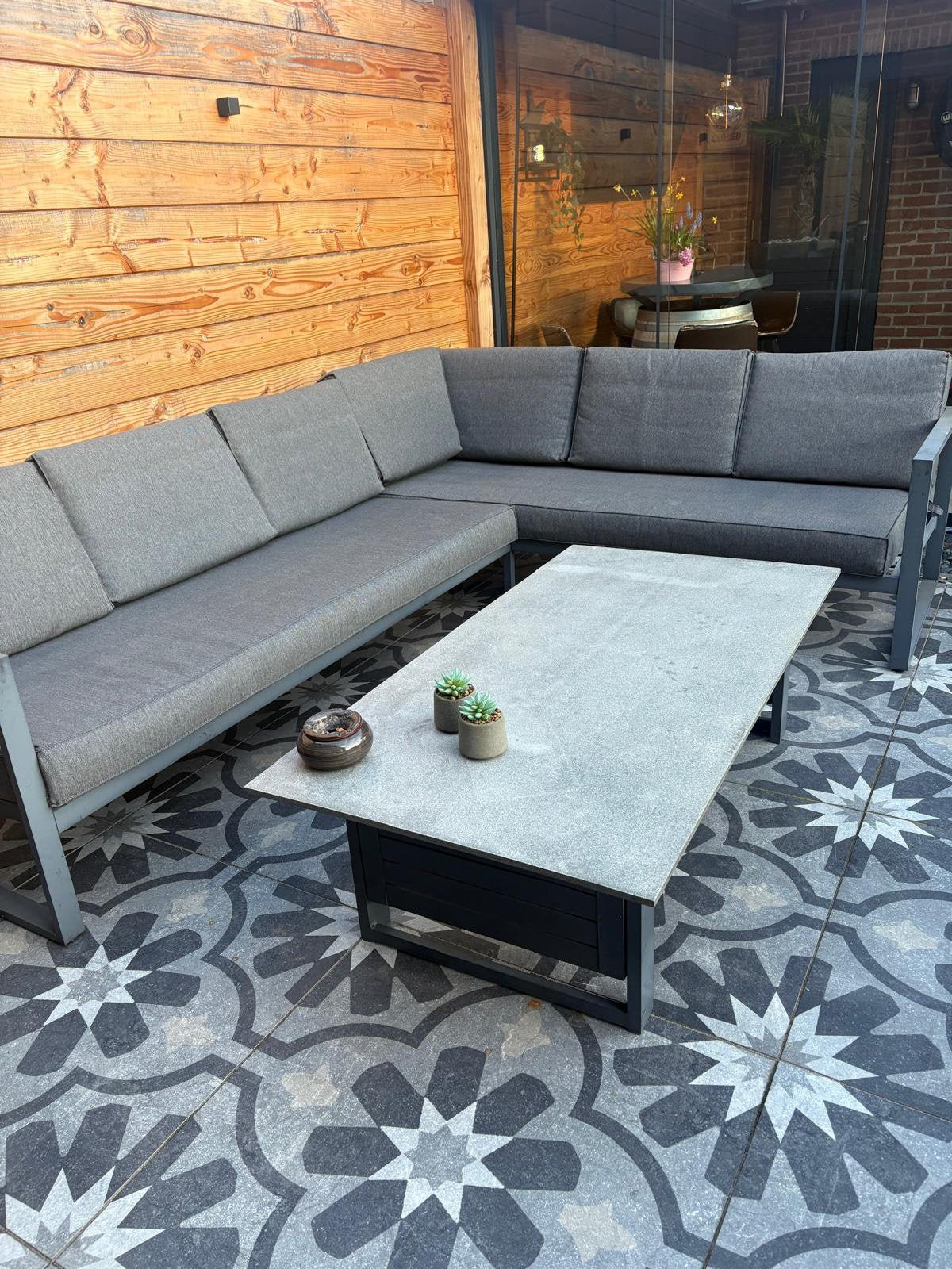 Lounge set met verstelbare tafel, Ophalen, Gebruikt, 6 zitplaatsen, Aluminium