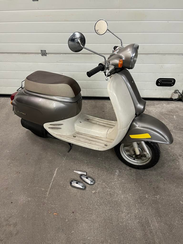 Honda Giorno 50cc 2-takt - Schade, voorvork krom, Ophalen, Gebruikt, Maximaal 45 km/u, Overige modellen