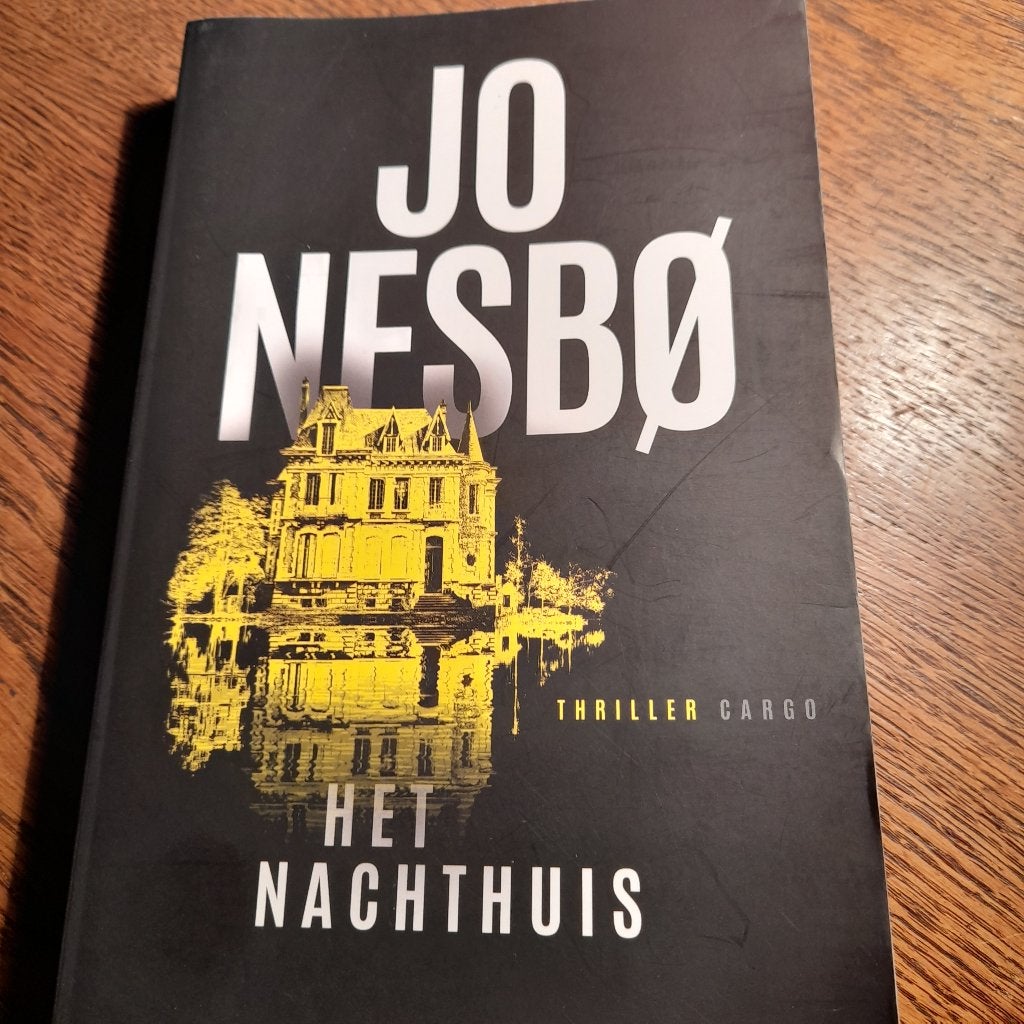 Jo Nesbo - Het nachthuis, Boeken, Ophalen of Verzenden, Zo goed als nieuw, Jo Nesbø, Scandinavië