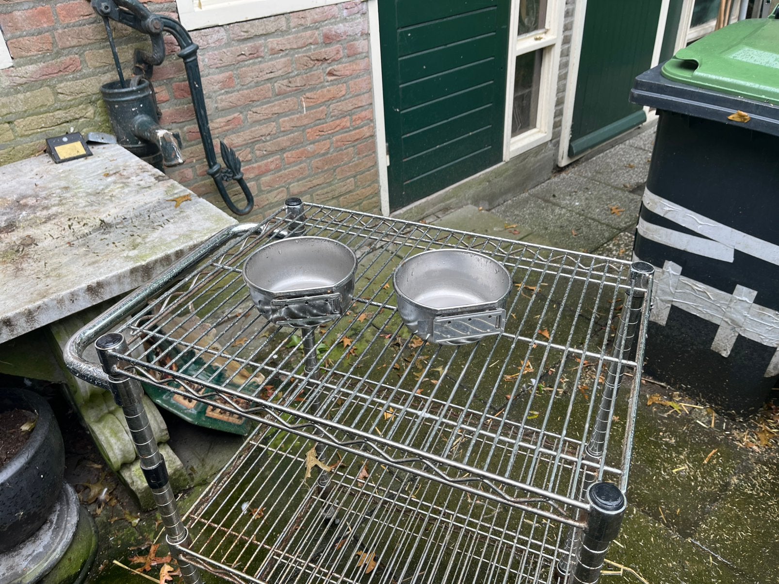 Drinkbakken., 110 cm of meer, Zo goed als nieuw, Konijn, Ophalen